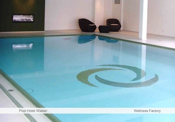 2-schwimmingpool-hotel-walser.jpg
